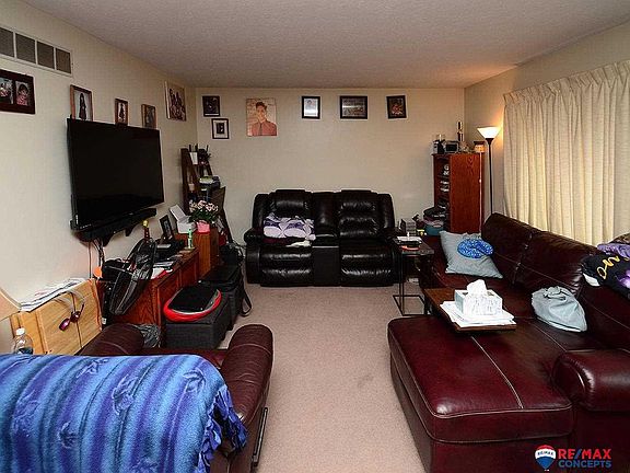 5th image of 323-325 N 36th St