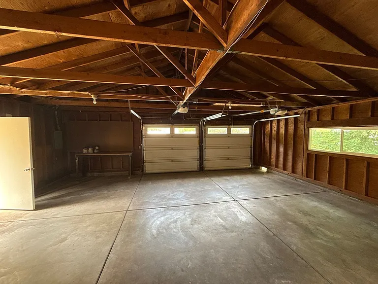 2435 City View St — Photo 26