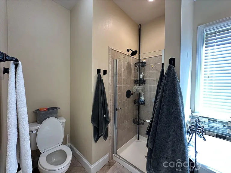 819 Stargard Ct — Photo 25