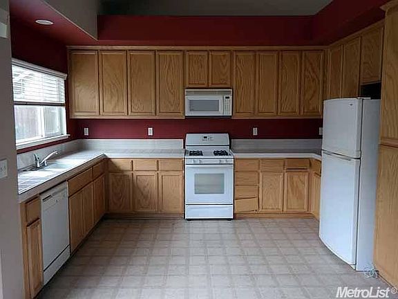 2nd image of 5445 Etherington Ct
