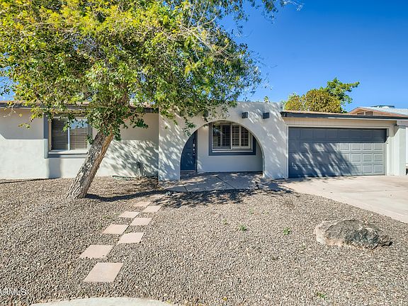 3rd image of 1852 S Las Palmas Cir