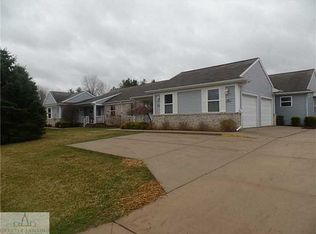419 Red Cedar Blvd, Williamston, MI 48895