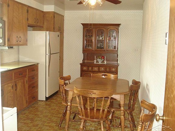 3rd image of 5685 Hacienda Ct