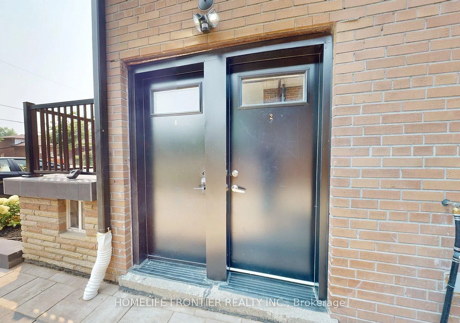 3 bed, $2,550 — Photo 2
