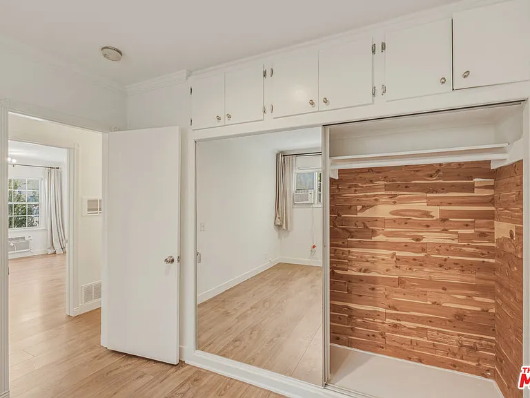 4177 Ince Blvd #1/2 — Photo 18