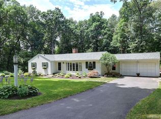 73 Goodrich Rd, Glastonbury, CT 06033