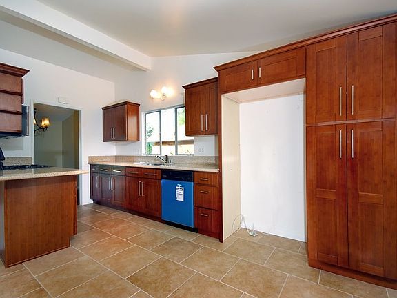 5th image of 5817 McDonie Ave