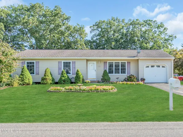 1300 Broadway Boulevard, Toms River, NJ 08757