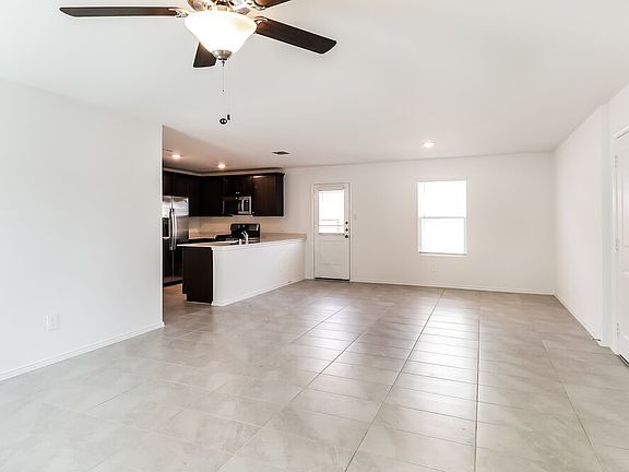 4th image of 2378 Great Belt Blvd