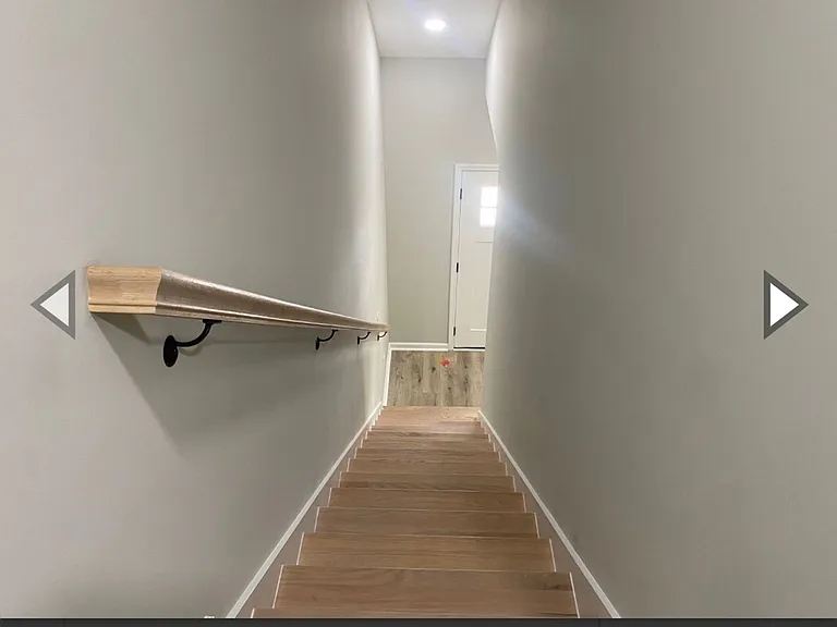 2513B Bratton St — Photo 12