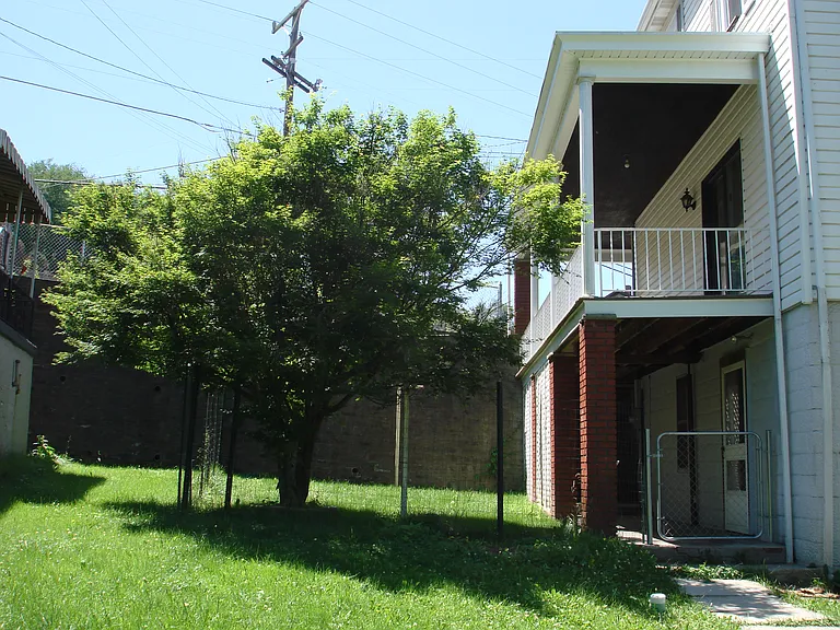 554 Hecla Rd — Photo 4