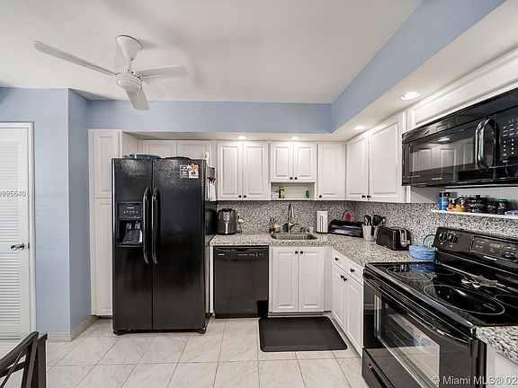 Home For Sale In PALM AIRE C C APTS 104 CO