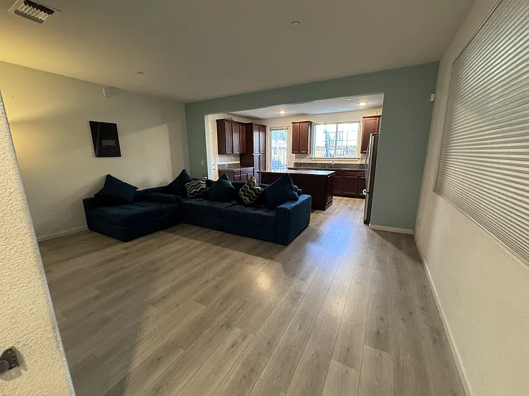 2453 Buzz Aldrin Way — Photo 9