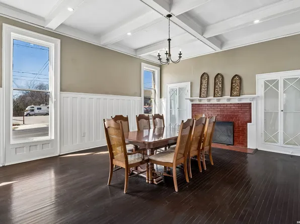 339 W Woodlawn Ave, San Antonio, TX 78212