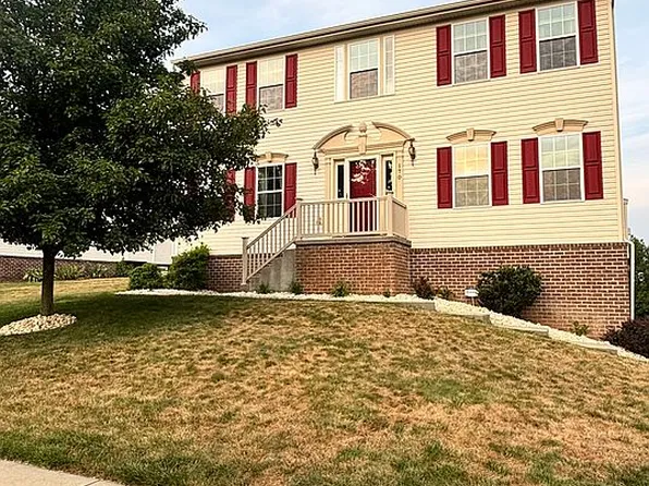 170 Broadstone Dr, Mars, PA 16046