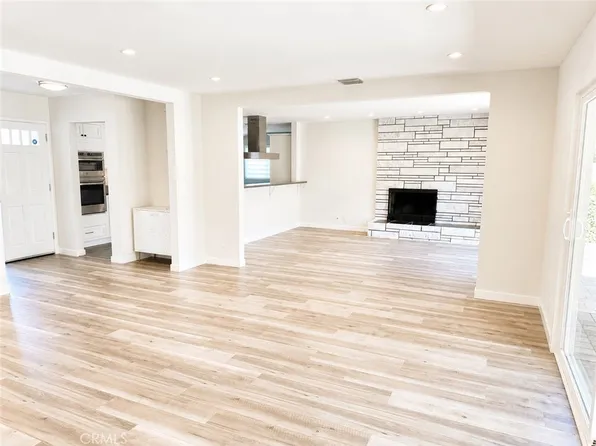 6563 Day St, Tujunga, CA 91042