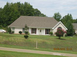 590 Sandy Ridge Rd, Byhalia, MS 38611