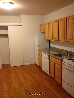 Rented by Town Residential | media 22