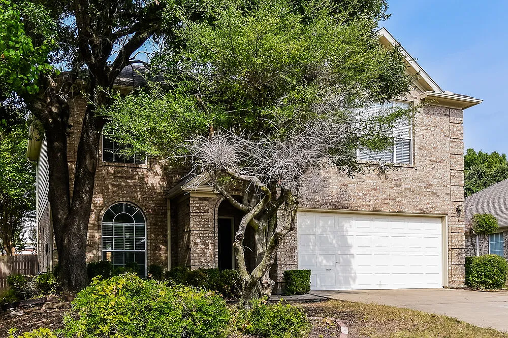 3 bed, 2.5 bath, 1950 sqft, $2,500 — Photo 4