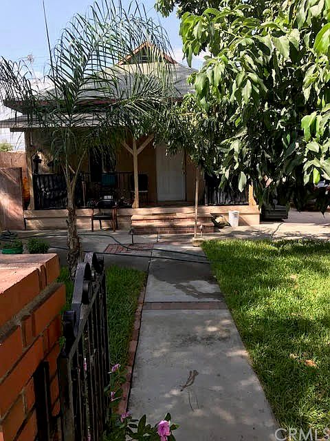 1st image of 321 E California St