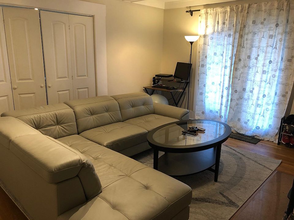1st image of 1137 El Camino Real APT 2