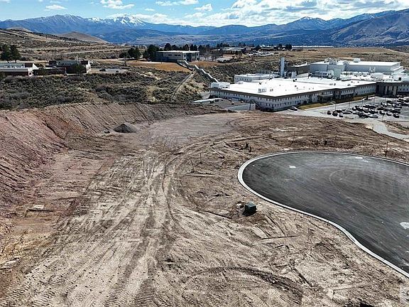 4th image of 10 Falcon Ridge Dr