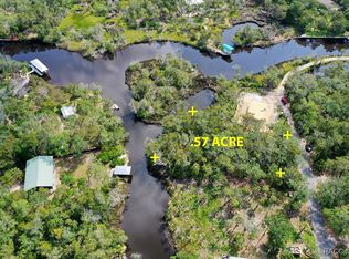 6755 S Beagle Dr, Homosassa, FL 34448