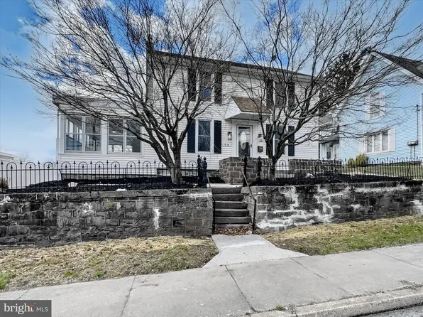 98 N Main St, Dover, PA 17315