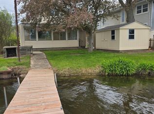 9114 Pontiac Lake Rd, White Lake, MI 48386