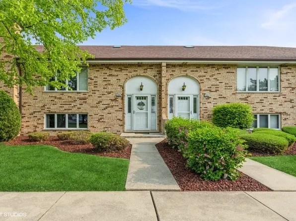 7226 W 154th Pl #14, Orland Park, IL 60462