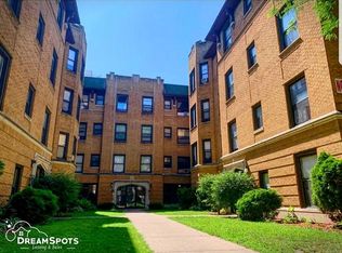 6730 S Chappel Ave APT 3G, Chicago, IL 60649