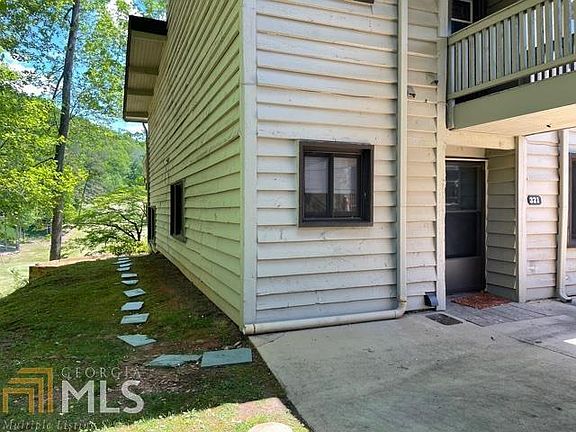 2nd image of 251 Shakespeare Dr Unit 321