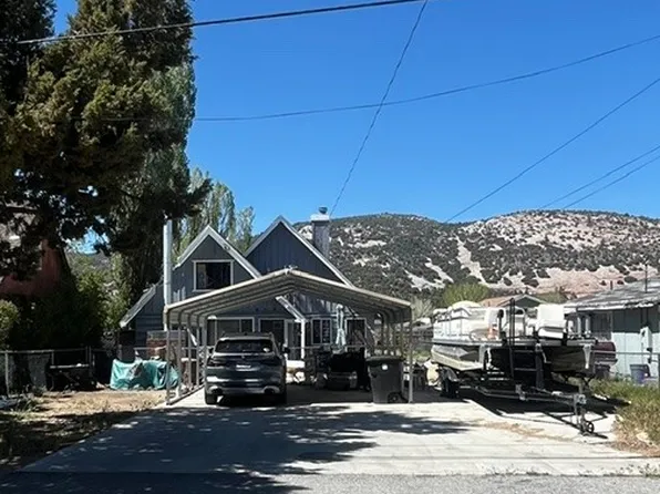 213 E Mountain View Blvd, Big Bear City, CA 92314