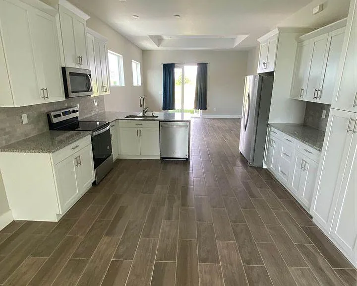 9030 S Indio Cir — Photo 4