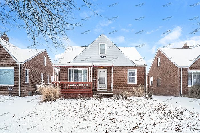 1st image of 5939 Hodgman Dr