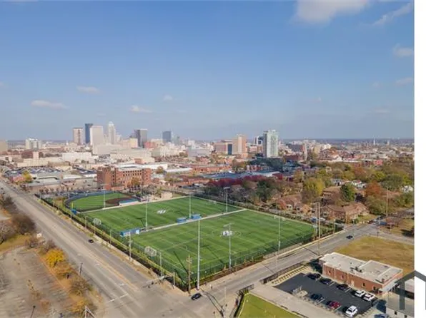 19 College Ct, Louisville, KY 40203