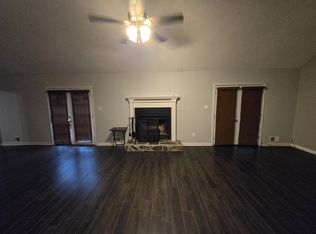 110 Adams Ct, Fayetteville, GA 30214