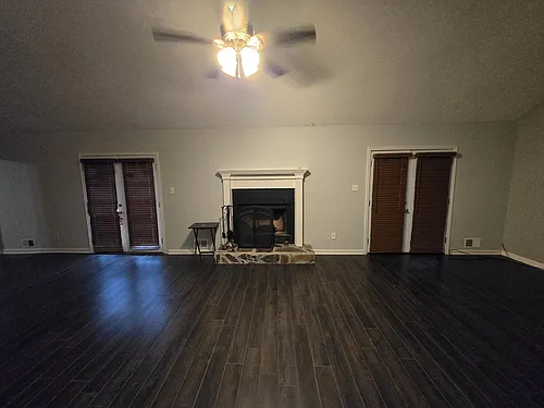 110 Adams Ct Photo 1