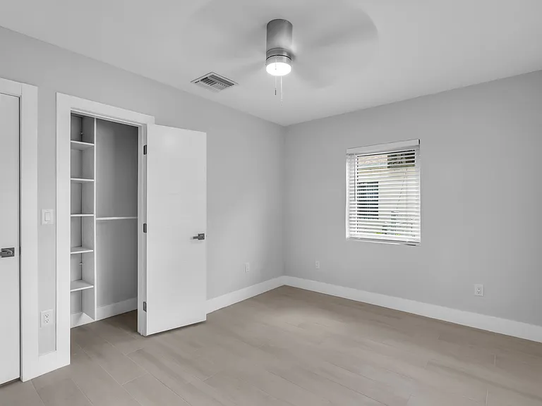 351 NE 82nd St #1 — Photo 39
