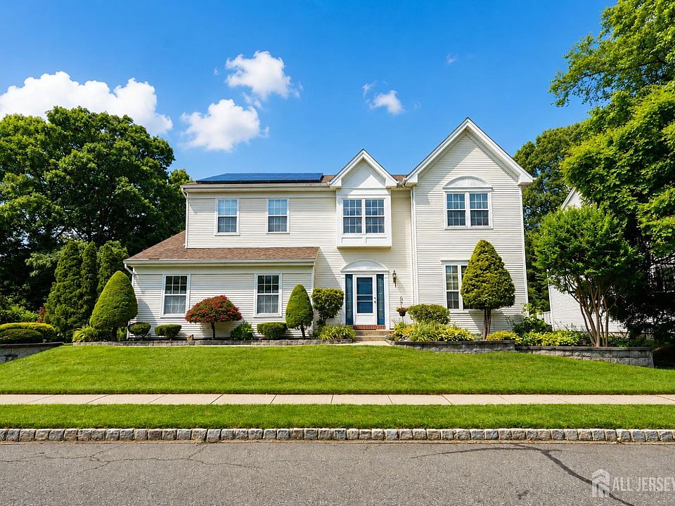 1st image of 25 Edinburg Ln