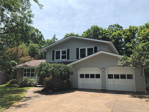2nd image of 7122 Ashlawn Dr