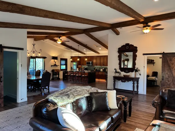 1540 Barley Grain Rd, Paso Robles, CA 93446