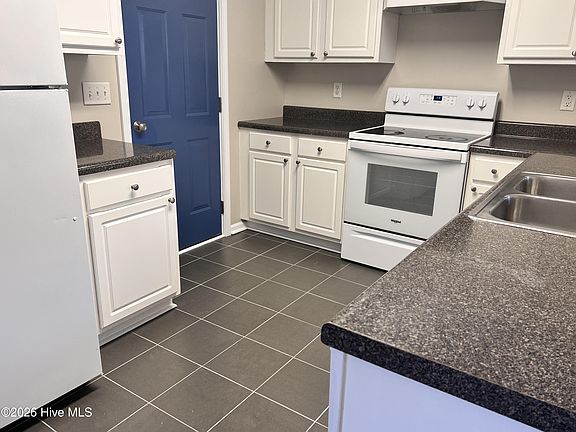 5th image of 4068 Winds Ridge Drive