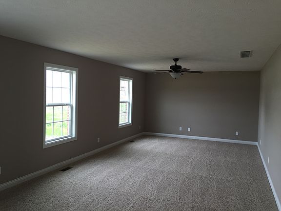 2nd image of 1633 Breezy Creek Dr