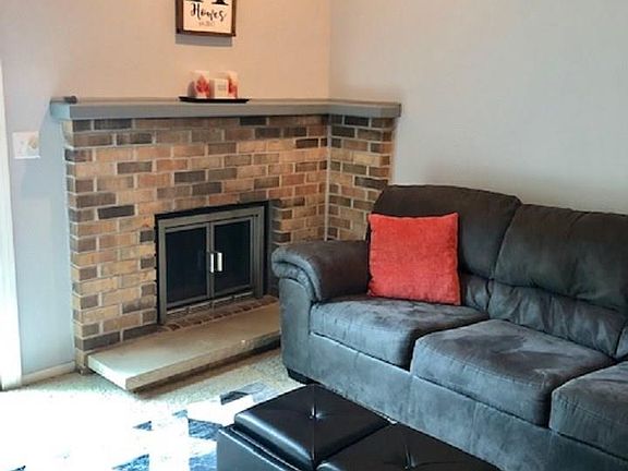 3rd image of 3562 N Willow Ct