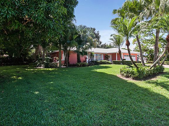4th image of 121 Golfview Dr