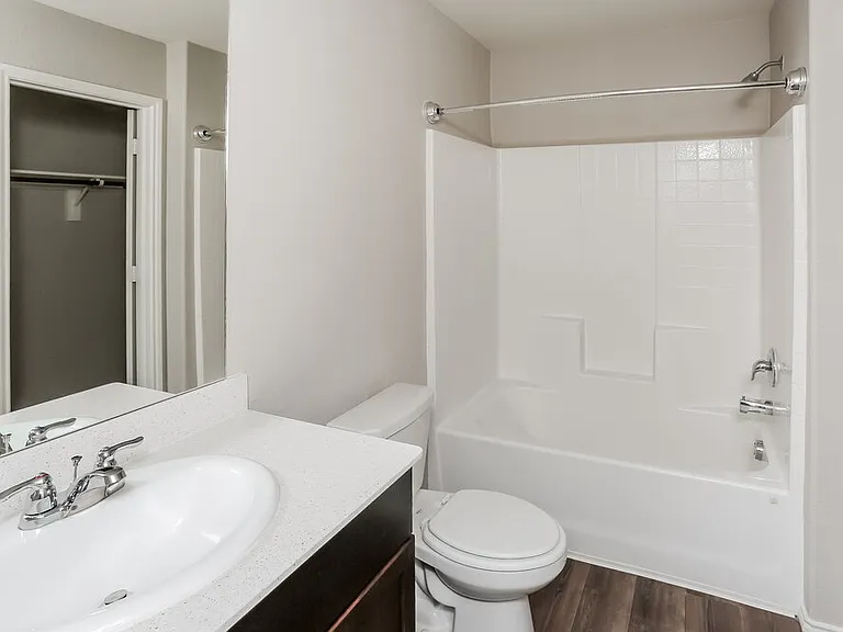 5537 Berea St — Photo 10