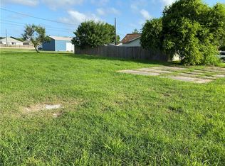2415 4th St, Ingleside, TX 78362