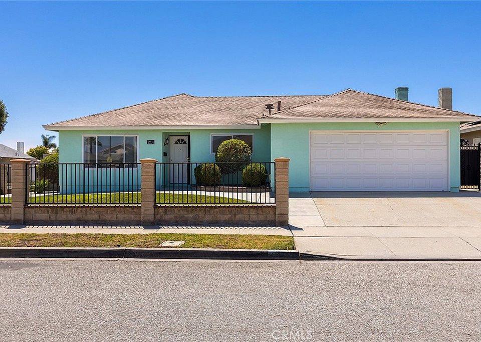 1st image of 2231 Beaufort Dr