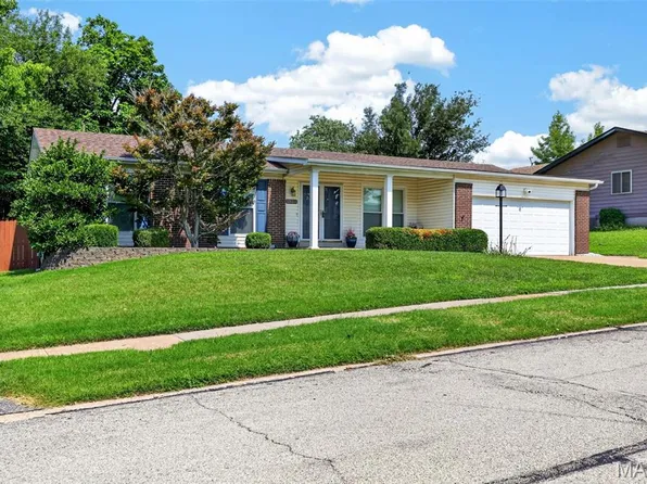 13211 Windygate Ln, Saint Louis, MO 63146